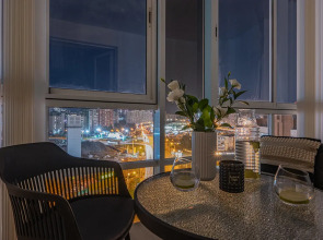 Квартира премиум класса с джакузи, сауной и панорамным видом