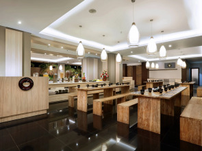 Отель Neo Denpasar