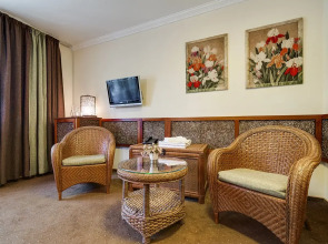 Отель КУ-КУ 2