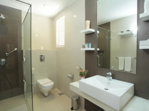 Курортный отель Club Palm Bay