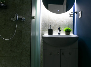 Квартира FlatStay Потемкинская 13/48 3