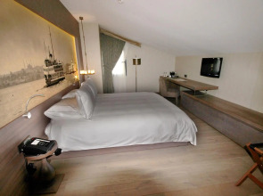 Boutique Saint Sophia Hotel