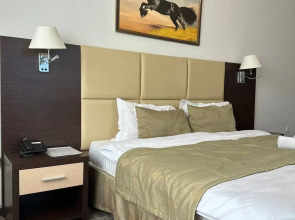 Отель Танжарык