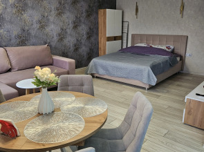 Апартаменты на Крестовой 124