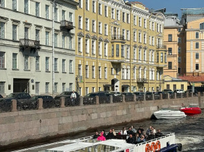 Квартира Уютная квартира в 5 минутах от Эрмитажа