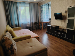 Квартира Трехкомнатная на Коммунистическом 35