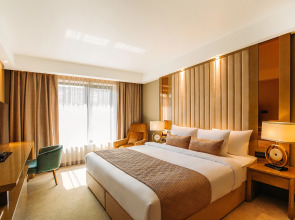 Отель Marjan Plaza