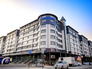 Отель Garden City