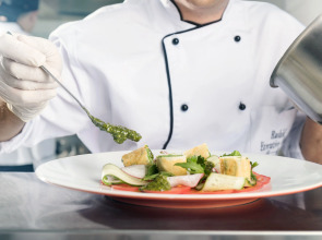 Отель Достык