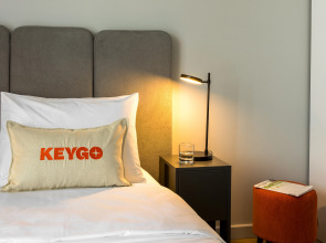 Апартаменты Keygo 1035 с бассейном