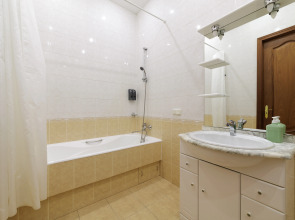 Квартира Уютная квартира на Мойке 32 DereMRents ДереМРентс