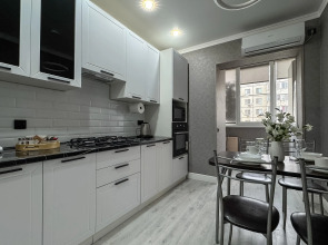 Квартира Green Fox 3-комнатная. 15 минут до центра