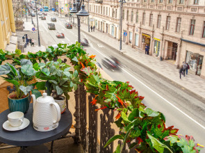 Апартаменты на Большом 13 Балкон