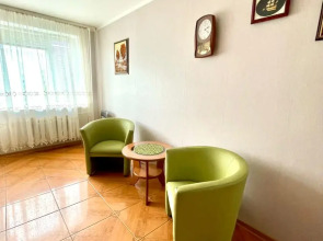 Апартаменты на Хмельницкого