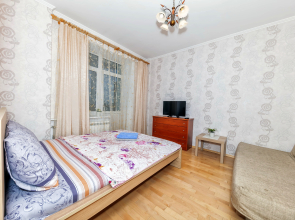 Апартаменты на Бассейной 10