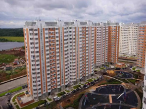 Апартаменты у метро с видом на писательский городок