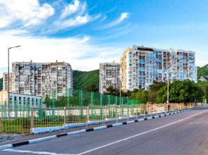 Улучшенные трехкомнатные апартаменты с террасой