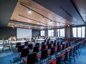 Отель Best Western Plus Congress Hotel