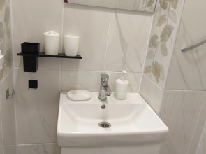 Квартира просторная на Богдана Хмельницкого