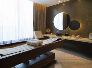 Pullman Hotel Sharjah