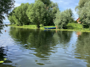 Частный дом с новым дизайнерским ремонтом и мебелью