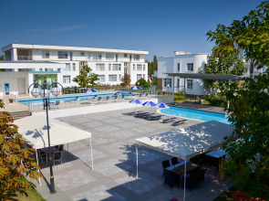 Отель Комплекс апартаментов Невский берег