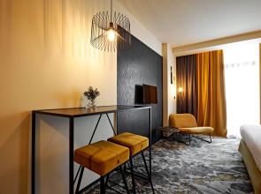 Отель Miramare Magnetic Beach