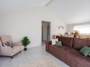 Частный дом Озёрный 374