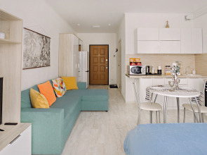 Апартаменты Lalapart Tiffany на 27 этаже небоскреба Савеловский Сити