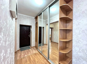 Квартира трехкомнатная в центре на Весенней