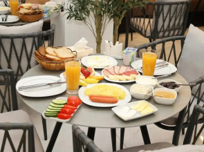 Aristo Boutique Hotel