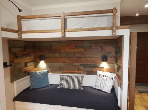 Апартаменты на Вознесенской 4