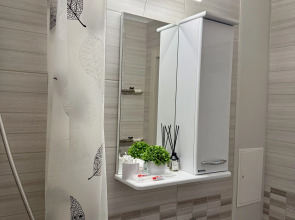 Квартира С Новым Ремонтом , В Лучшем Районе