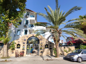 Отель Wonder Life