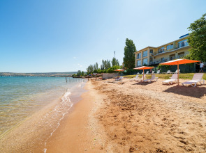 Отель Золотые Пески