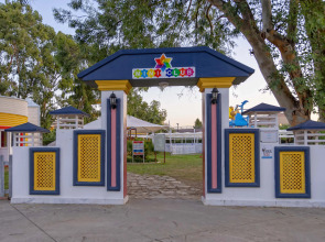 Отель Asteria Family Resort Side