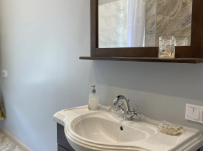 Трехкомантная квартира у летнего сада в Мозаичном дворе