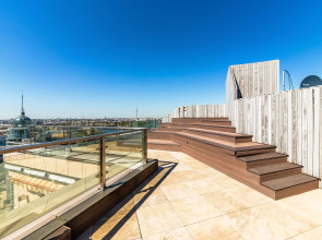 Апартаменты У Финляндского Вокзала и Крейсера Авроры"