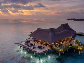 Grand Park Kodhipparu Hotel