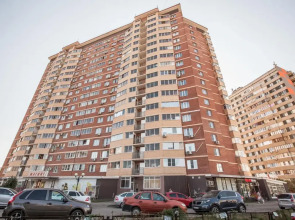 Апартаменты Золотой Шар на 70 лет Октября 1