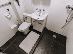 Квартира Уютная Студия в Районе Аэропорта