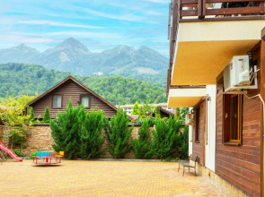 Апартаменты Дизайнерская студия около подъемника