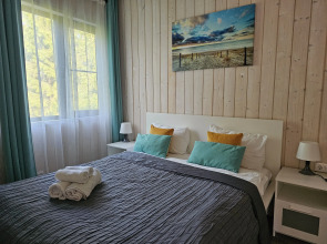 Коттедж Черничный Склон Wood House