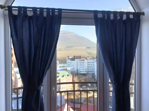 Квартира Дизайнерская 1-комнатная с великолепным видом на Машук