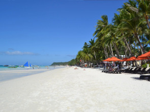Курортный отель The District Boracay