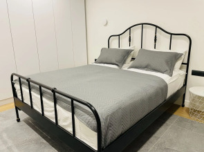 Апартаменты Apartburo Делюкс  в бельэтаже у моря