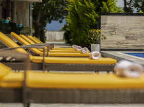 Отель Chveni Ezo Boutique Hotel