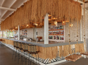 Lara Barut Collection