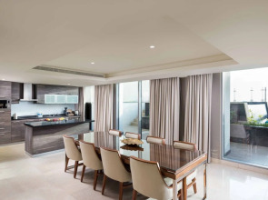 Отель Grand Millennium Muscat