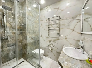 Апартаменты Актер House